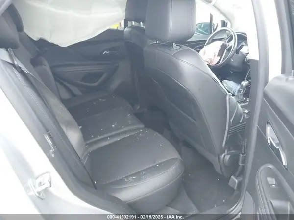 KL4CJESM3NB555456 2022 BUICK ENCORE - Image 8