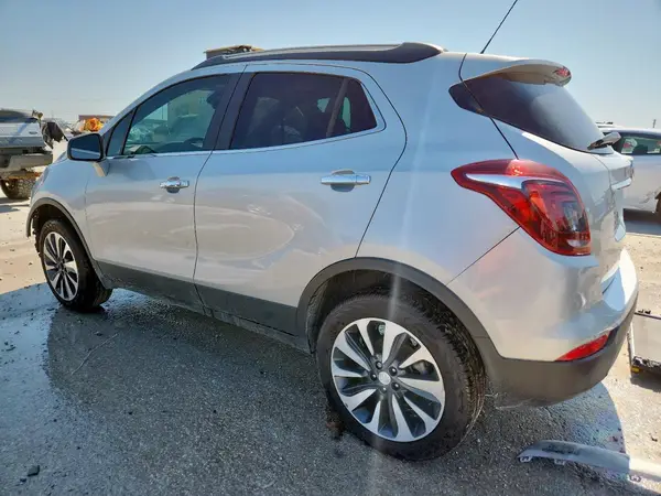 KL4CJESM4NB567406 2022 BUICK ENCORE - Image 2
