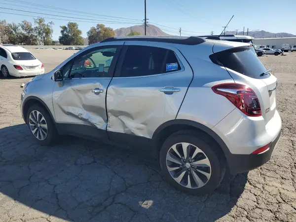 KL4CJESM4NB568829 2022 BUICK ENCORE - Image 2