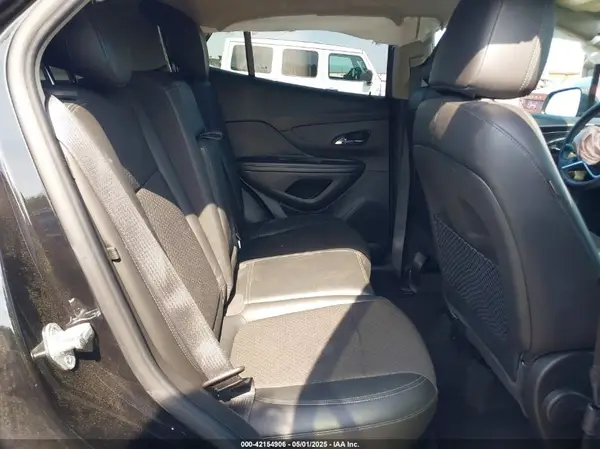KL4CJESM5MB371800 2021 BUICK ENCORE - Image 8