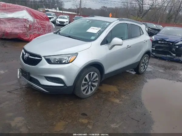 KL4CJESM5MB373384 2021 BUICK ENCORE - Image 2
