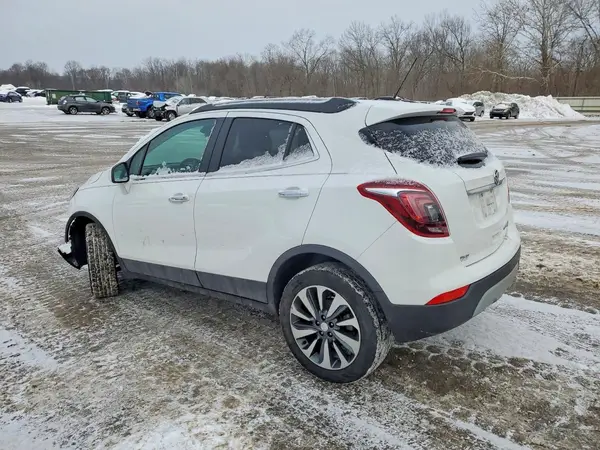 KL4CJESM5NB524788 2022 BUICK ENCORE - Image 2