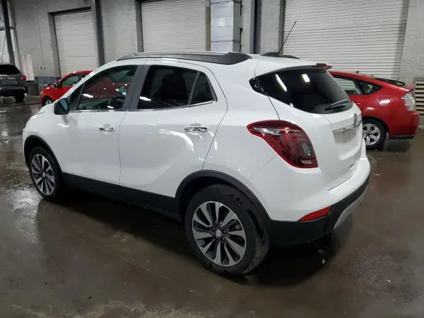 KL4CJESM5NB557757 2022 BUICK ENCORE - Image 2
