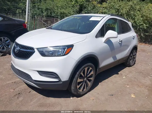KL4CJESM6MB371840 2021 BUICK ENCORE - Image 2