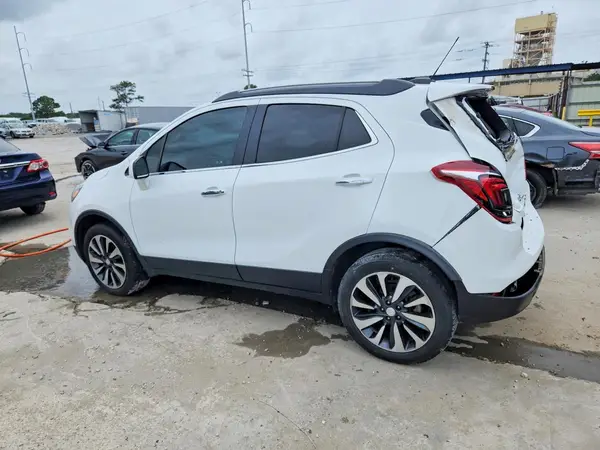 KL4CJESM6MB372566 2021 BUICK ENCORE - Image 2