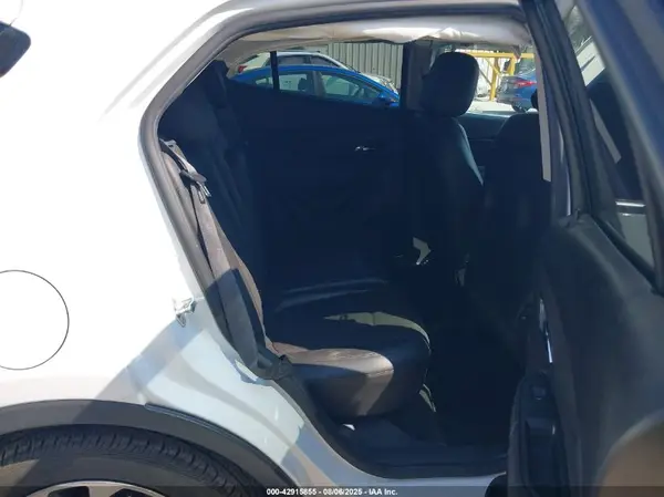 KL4CJESM6MB372762 2021 BUICK ENCORE - Image 8