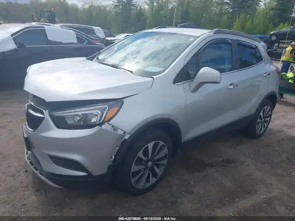 KL4CJESM6NB518420 2022 BUICK ENCORE - Image 2