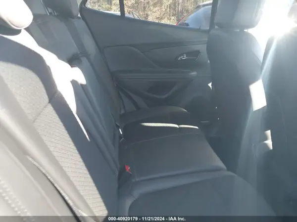KL4CJESM6NB555838 2022 BUICK ENCORE - Image 8