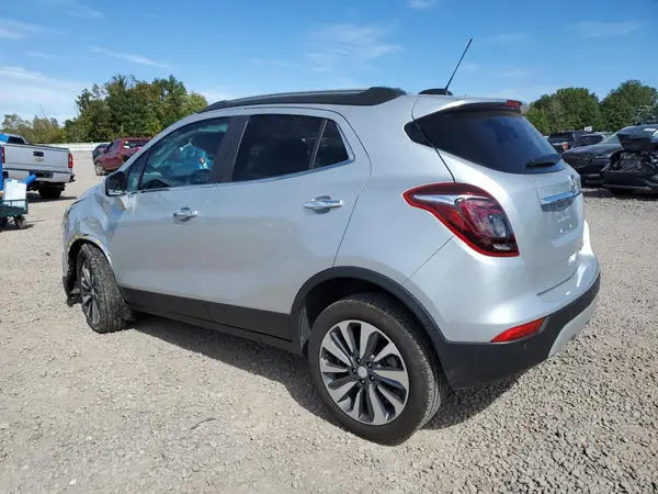 KL4CJESM6NB560330 2022 BUICK ENCORE - Image 2
