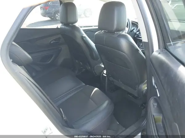 KL4CJESM7MB366579 2021 BUICK ENCORE - Image 8