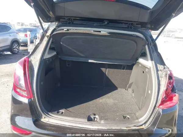 KL4CJESM7NB505420 2022 BUICK ENCORE - Image 8