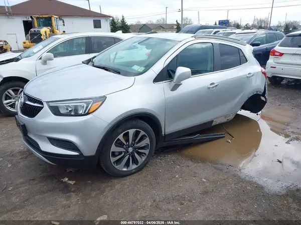 KL4CJESM7NB541205 2022 BUICK ENCORE - Image 2