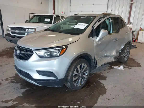 KL4CJESM7NB554505 2022 BUICK ENCORE - Image 2
