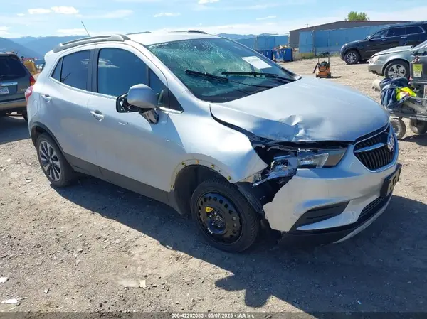KL4CJESM7NB560773 2022 BUICK ENCORE - Image 1