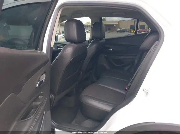 KL4CJESM8MB371869 2021 BUICK ENCORE - Image 8