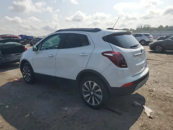 KL4CJESM8MB373542 2021 BUICK ENCORE - Image 2