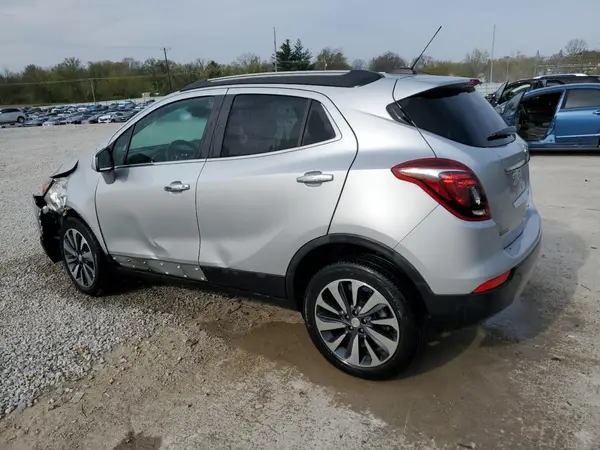 KL4CJESM8NB519679 2022 BUICK ENCORE - Image 2
