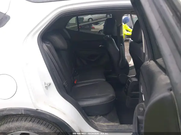 KL4CJESM8NB530150 2022 BUICK ENCORE - Image 8