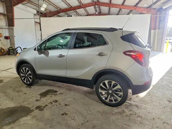 KL4CJESM8NB535090 2022 BUICK ENCORE - Image 2