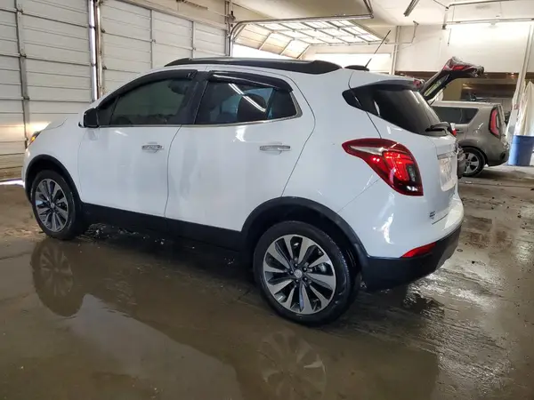 KL4CJESM8NB550995 2022 BUICK ENCORE - Image 2