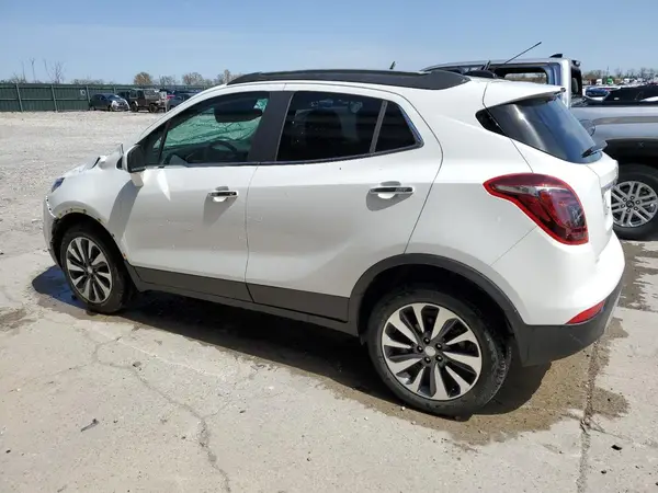 KL4CJESM9NB505838 2022 BUICK ENCORE - Image 2