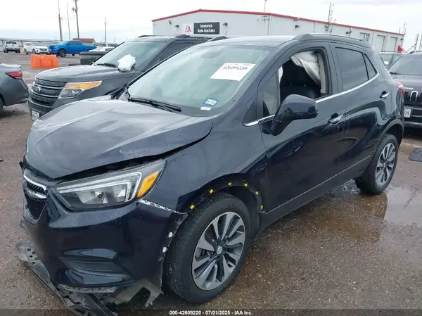 KL4CJESM9NB558703 2022 BUICK ENCORE - Image 2