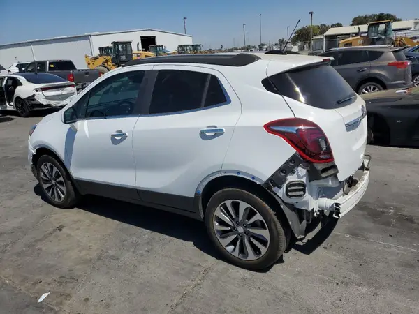 KL4CJESMXNB555440 2022 BUICK ENCORE - Image 2