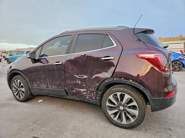 KL4CJFSB1HB067633 2017 BUICK ENCORE - Image 2
