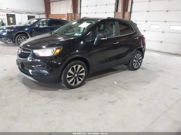 KL4CJFSB2JB569458 2018 BUICK ENCORE - Image 2