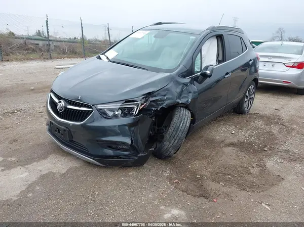 KL4CJFSB2JB652341 2018 BUICK ENCORE - Image 2