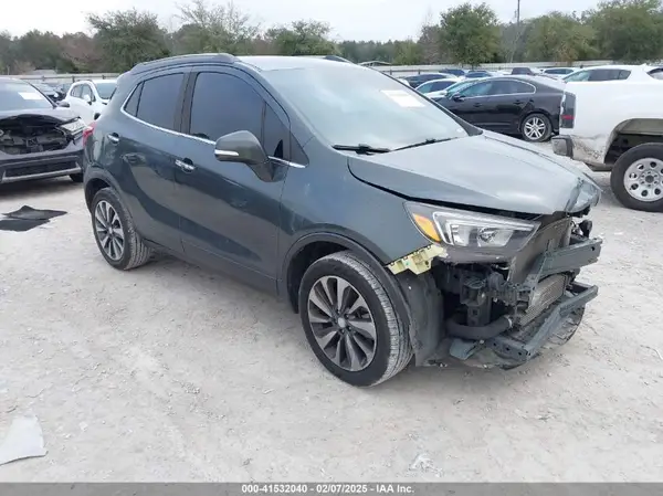 KL4CJFSB2JB713221 2018 BUICK ENCORE - Image 1