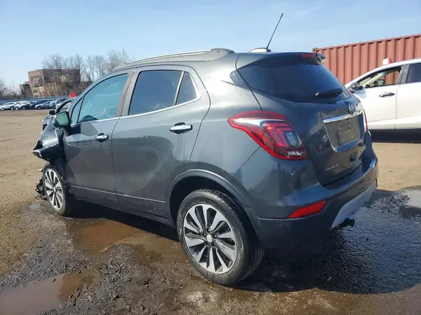 KL4CJFSB3JB551518 2018 BUICK ENCORE - Image 2