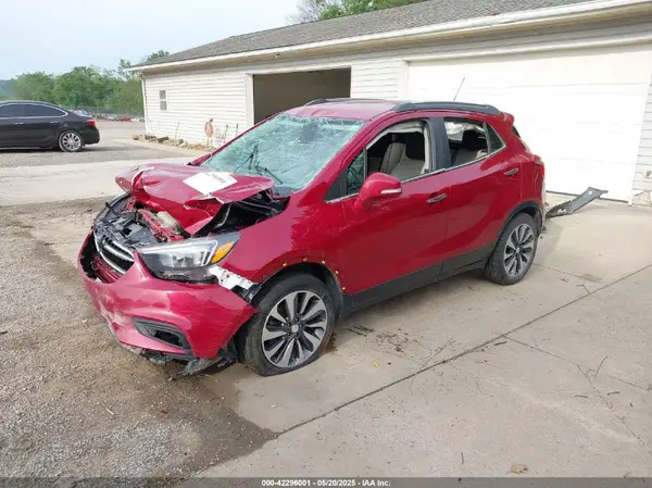 KL4CJFSB3JB690242 2018 BUICK ENCORE - Image 2