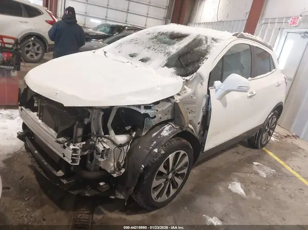 KL4CJFSB4HB164356 2017 BUICK ENCORE - Image 2