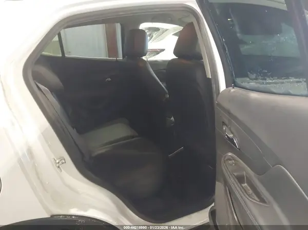 KL4CJFSB4HB164356 2017 BUICK ENCORE - Image 8