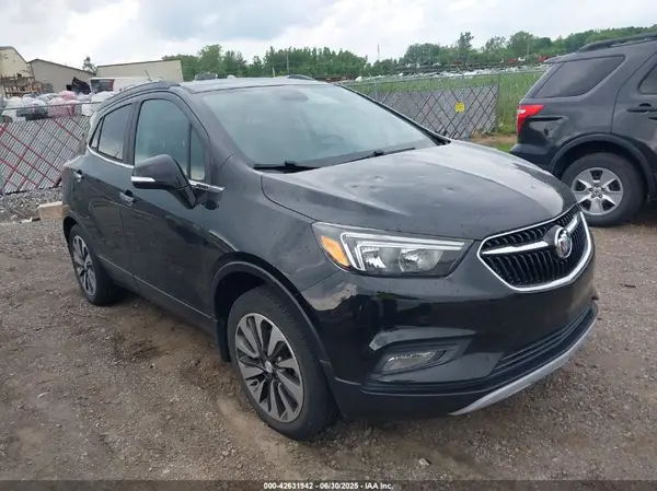 KL4CJFSB8JB570064 2018 BUICK ENCORE - Image 1