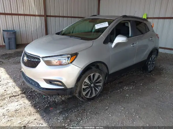 KL4CJFSB9HB033052 2017 BUICK ENCORE - Image 2