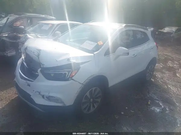 KL4CJGSB0LB057996 2020 BUICK ENCORE - Image 2
