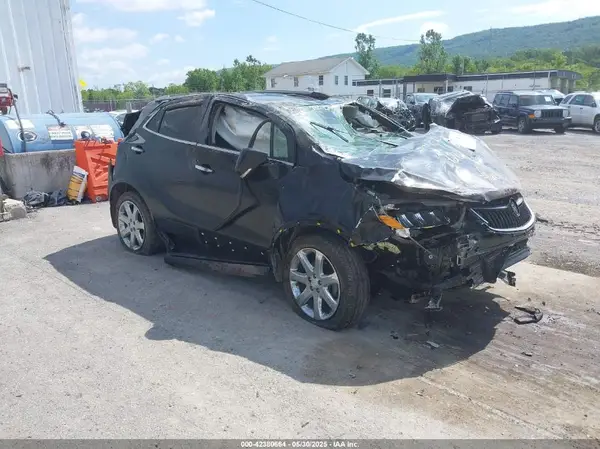 KL4CJGSB1JB579260 2018 BUICK ENCORE - Image 1