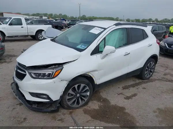 KL4CJGSB1LB057215 2020 BUICK ENCORE - Image 2