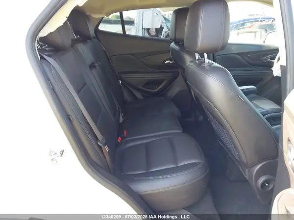 KL4CJGSB2JB660171 2018 BUICK ENCORE - Image 8