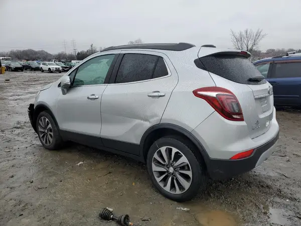 KL4CJGSB3JB607737 2018 BUICK ENCORE - Image 2