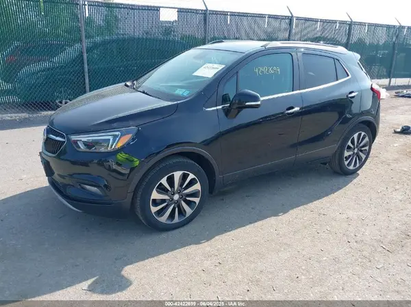 KL4CJGSB4JB597915 2018 BUICK ENCORE - Image 2