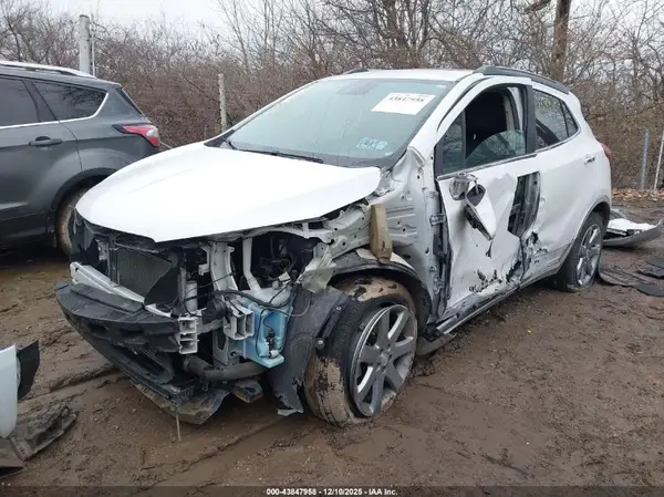KL4CJGSB5KB713933 2019 BUICK ENCORE - Image 2