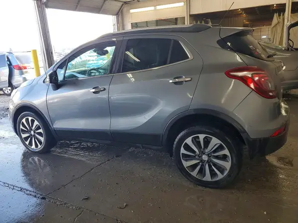 KL4CJGSB6LB045223 2020 BUICK ENCORE - Image 2