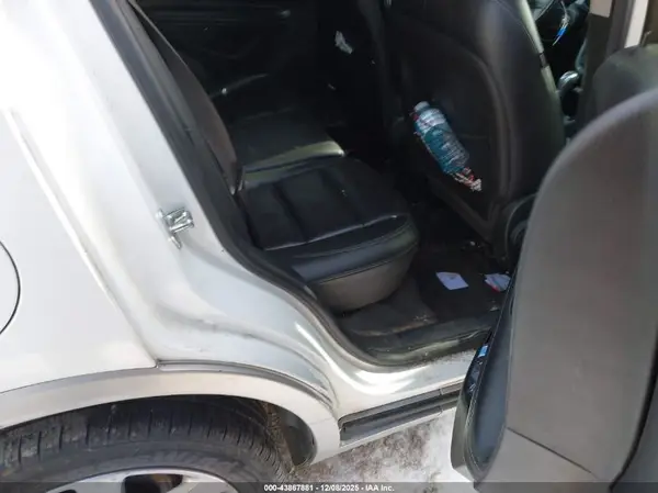 KL4CJGSB7GB685995 2016 BUICK ENCORE - Image 8