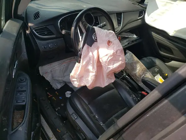 KL4CJGSB7JB560275 2018 BUICK ENCORE - Image 8