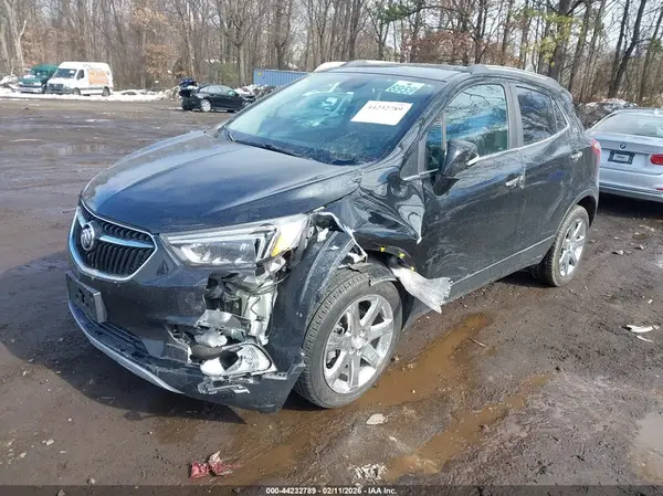 KL4CJGSB8JB582012 2018 BUICK ENCORE - Image 2