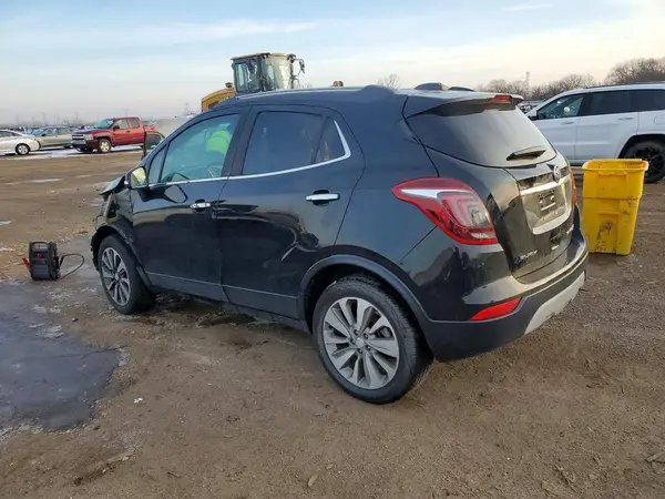 KL4CJGSB8JB625764 2018 BUICK ENCORE - Image 2