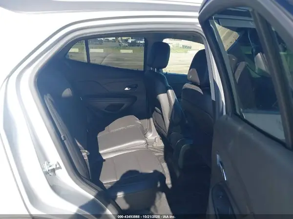 KL4CJGSB9LB017206 2020 BUICK ENCORE - Image 8